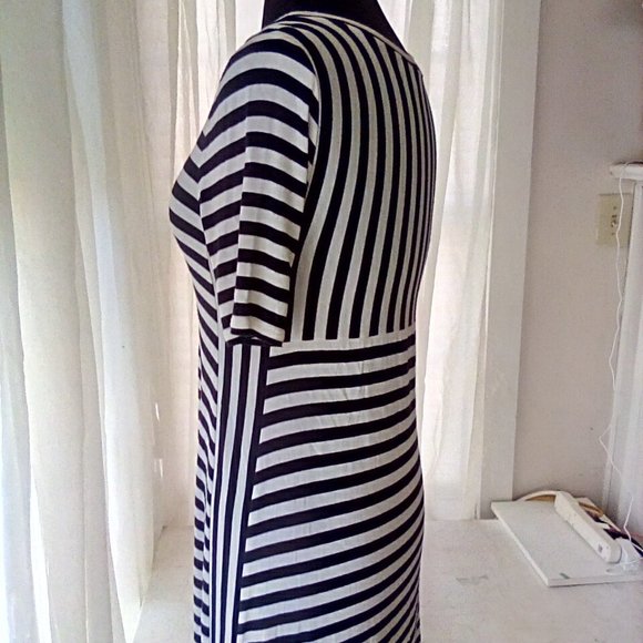 2 - - Casual dress from Loft,size small black and white stripes B1 - Picture 2 of 7